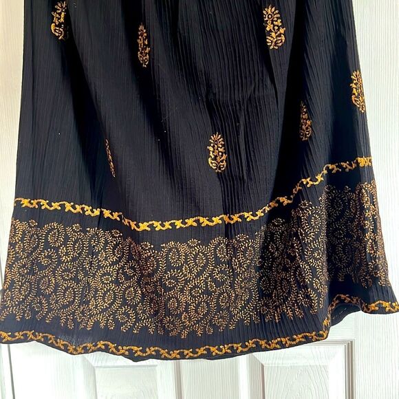 Maxi Skirt Sz L Black Golden Painted Flowers Elastic Tie Boho Hippie Globus NWOT - Picture 3 of 9